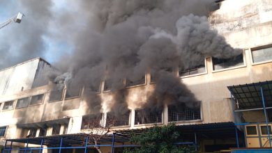 حريق يأتي على معمل للأحذية بمدينة طنجة (صور)