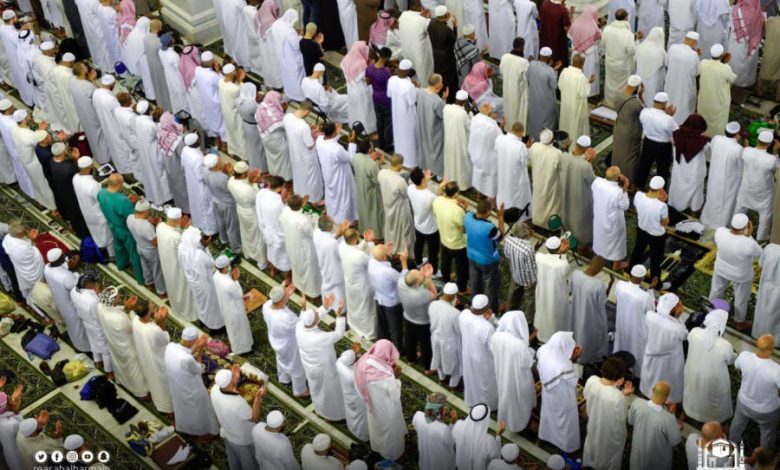 السعودية تمنع بث صلوات التراويح عبر وسائل الإعلام خلال رمضان